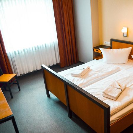 Haus Des Volkes - Das Bauhaushotel Probstzella Camera foto