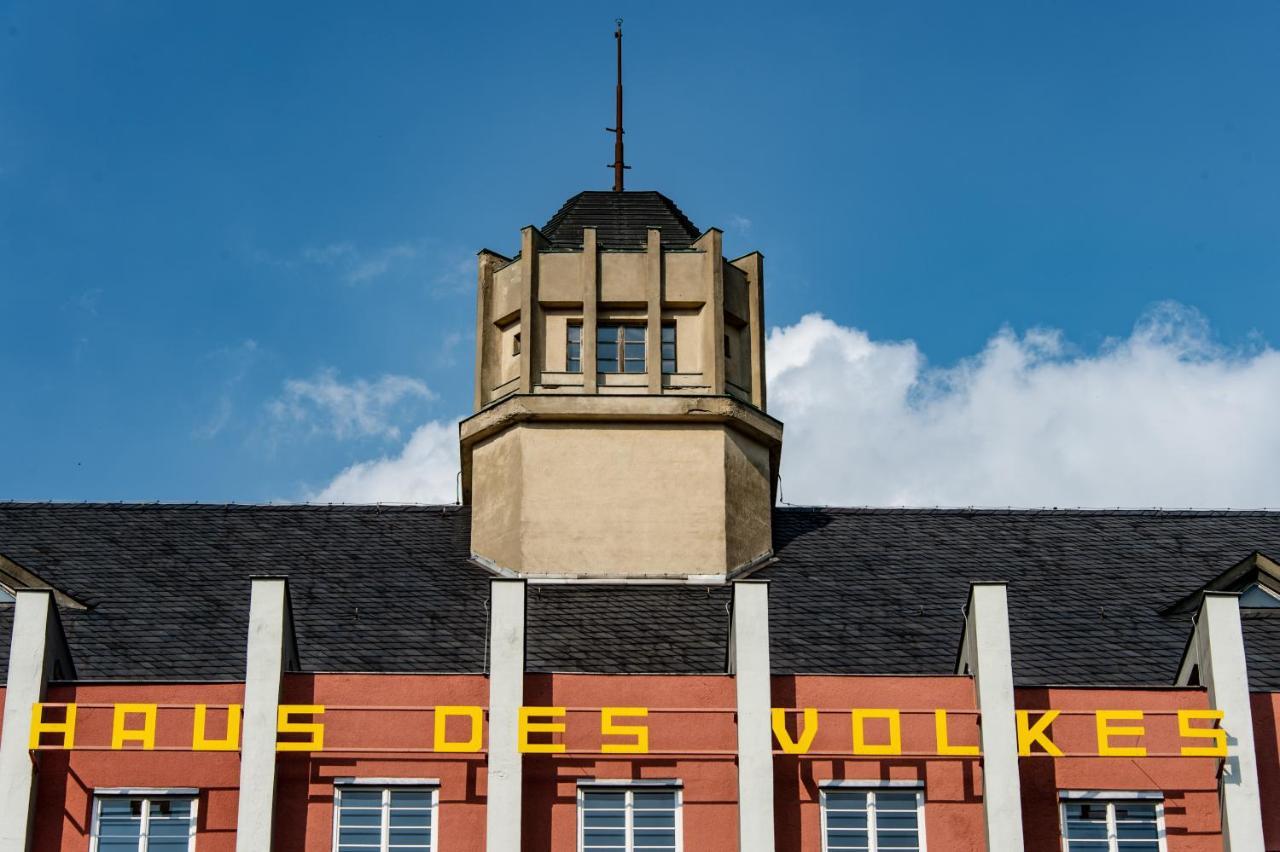 Haus Des Volkes - Das Bauhaushotel Probstzella Esterno foto